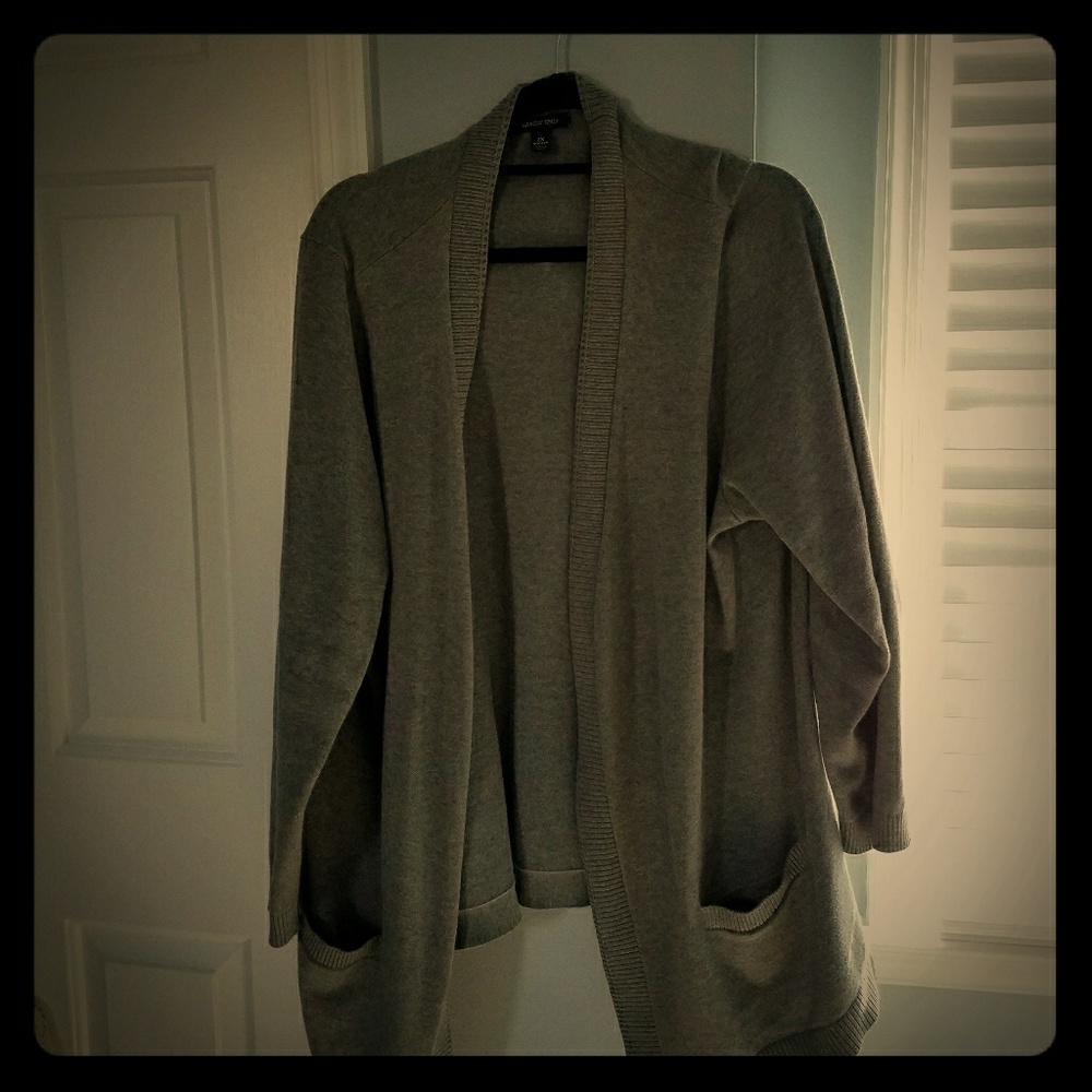Grey cardigan